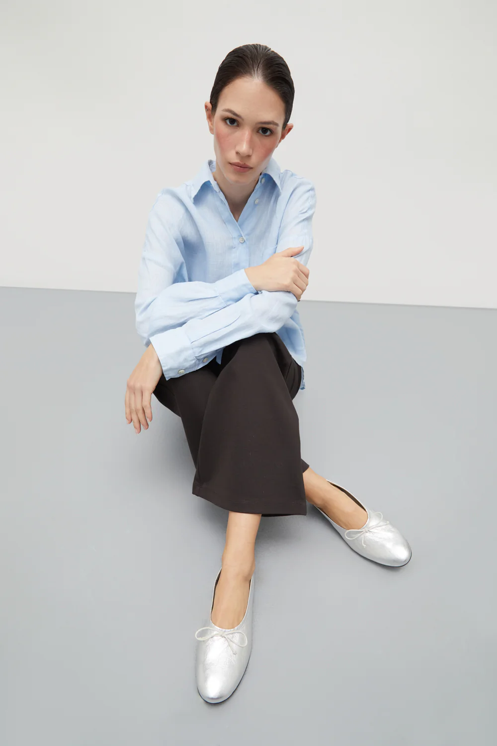 Ava Ballet Flats in Silver Leather - Image 4