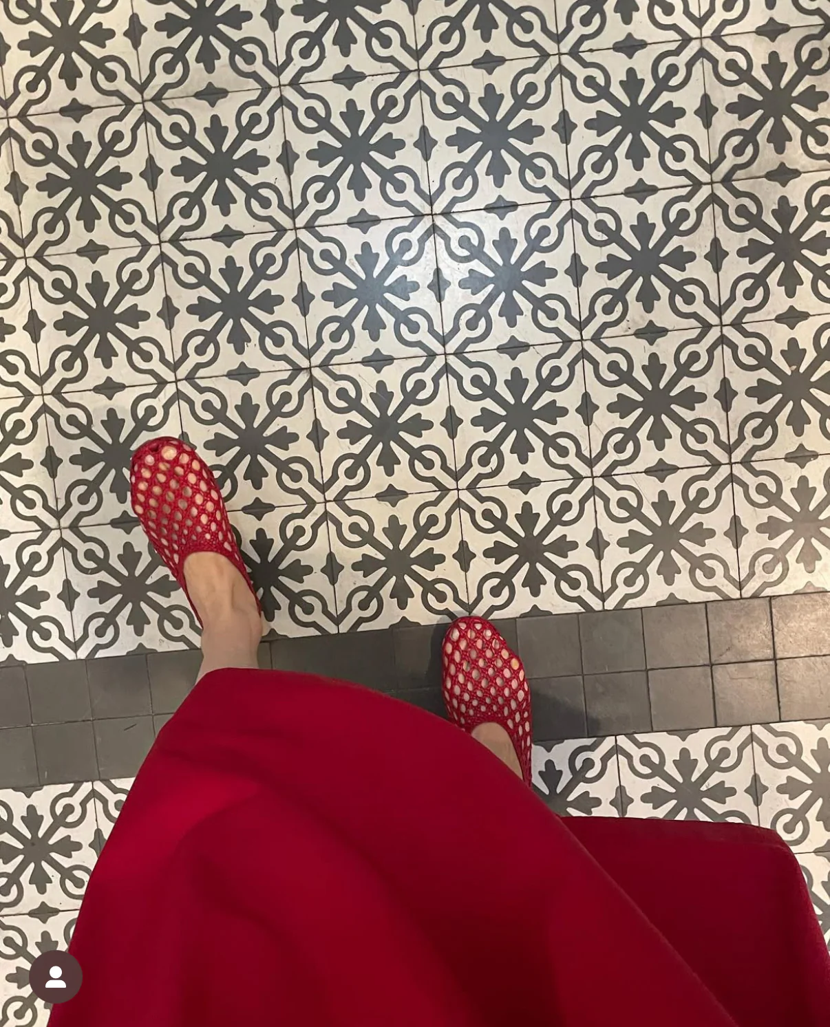 Ava Ballet Flats in Red Woven Leather - Image 9