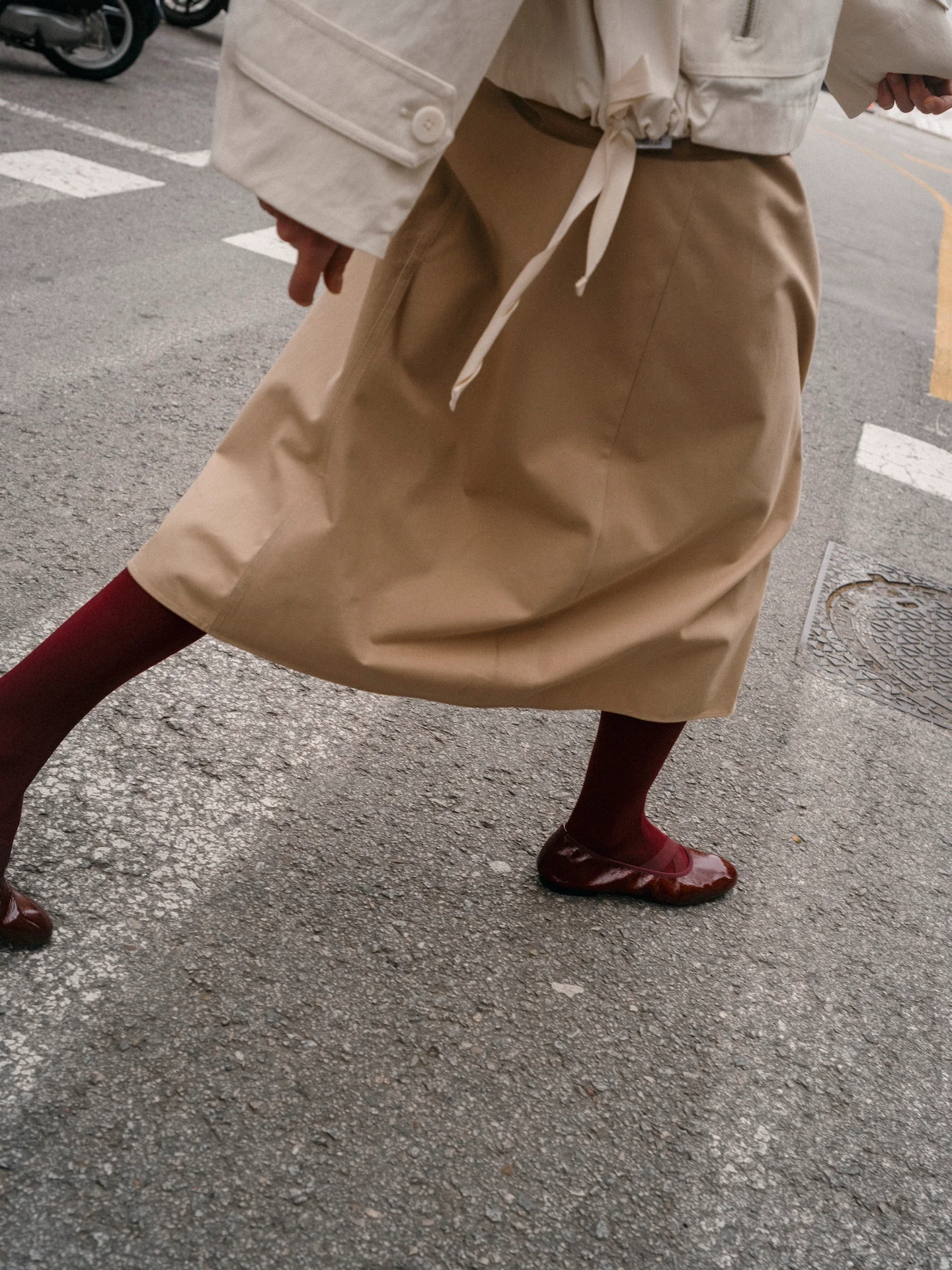Bettina Ballet Flats in Burgundy Patent Leather - Image 4