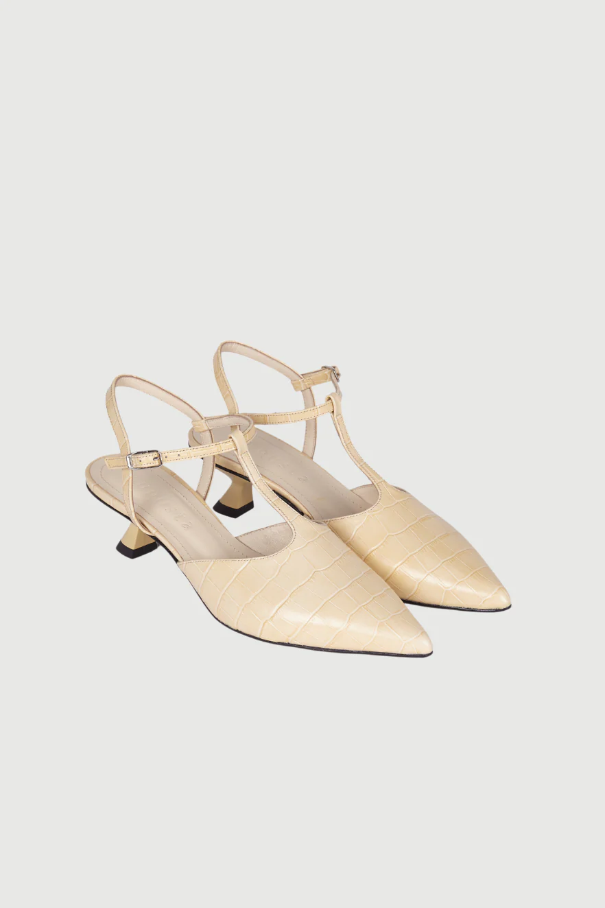 Camila Pumps in Vanilla croc-effect Leather - Image 3
