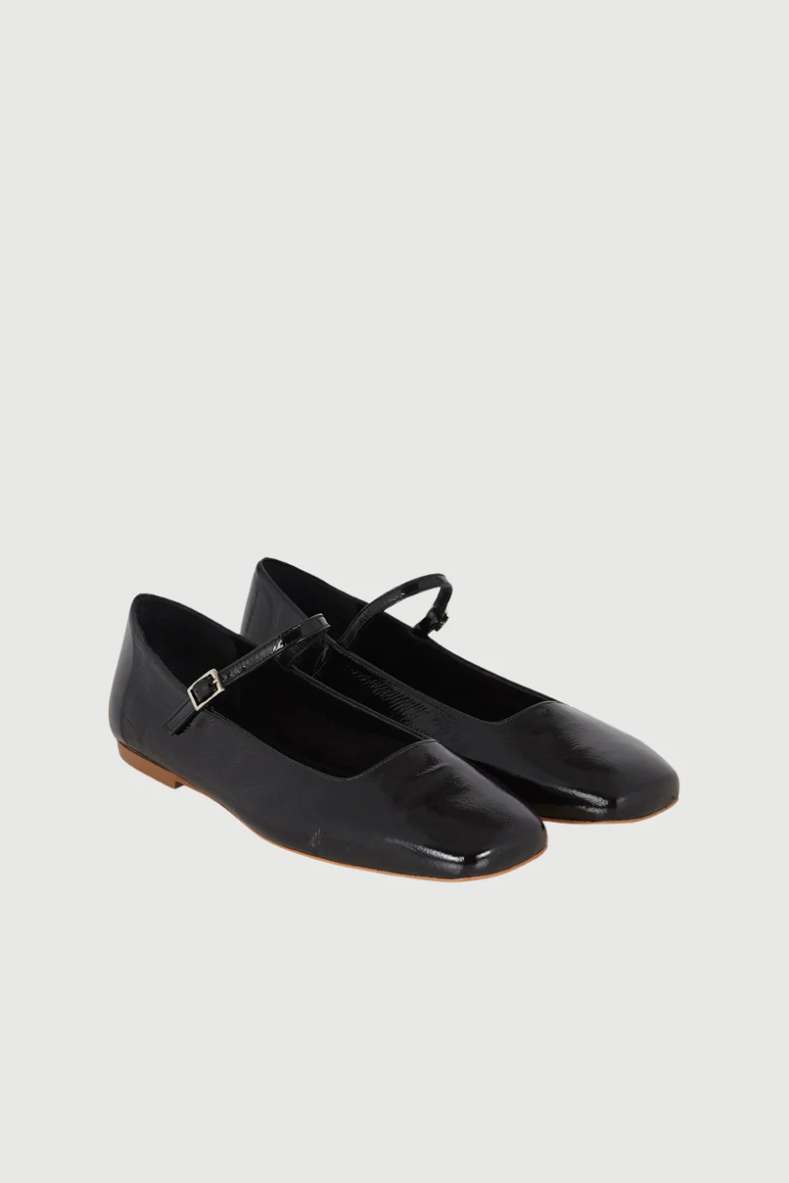 Julieta Mary Janes in Black Patent Leather - Image 3