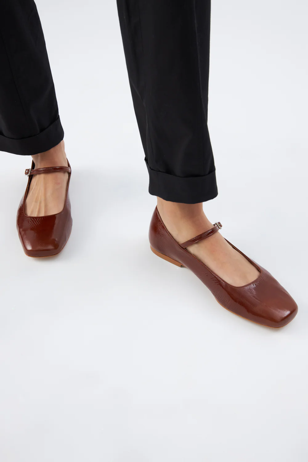 Julieta Mary Janes in Saddle-coloured Patent Leather - Image 6
