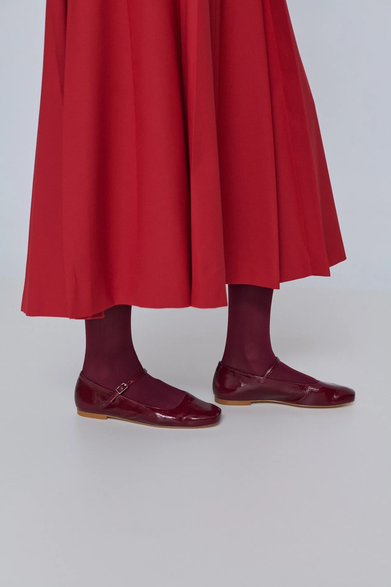 Julieta Mary Janes in Burgundy Patent Leather - Image 2