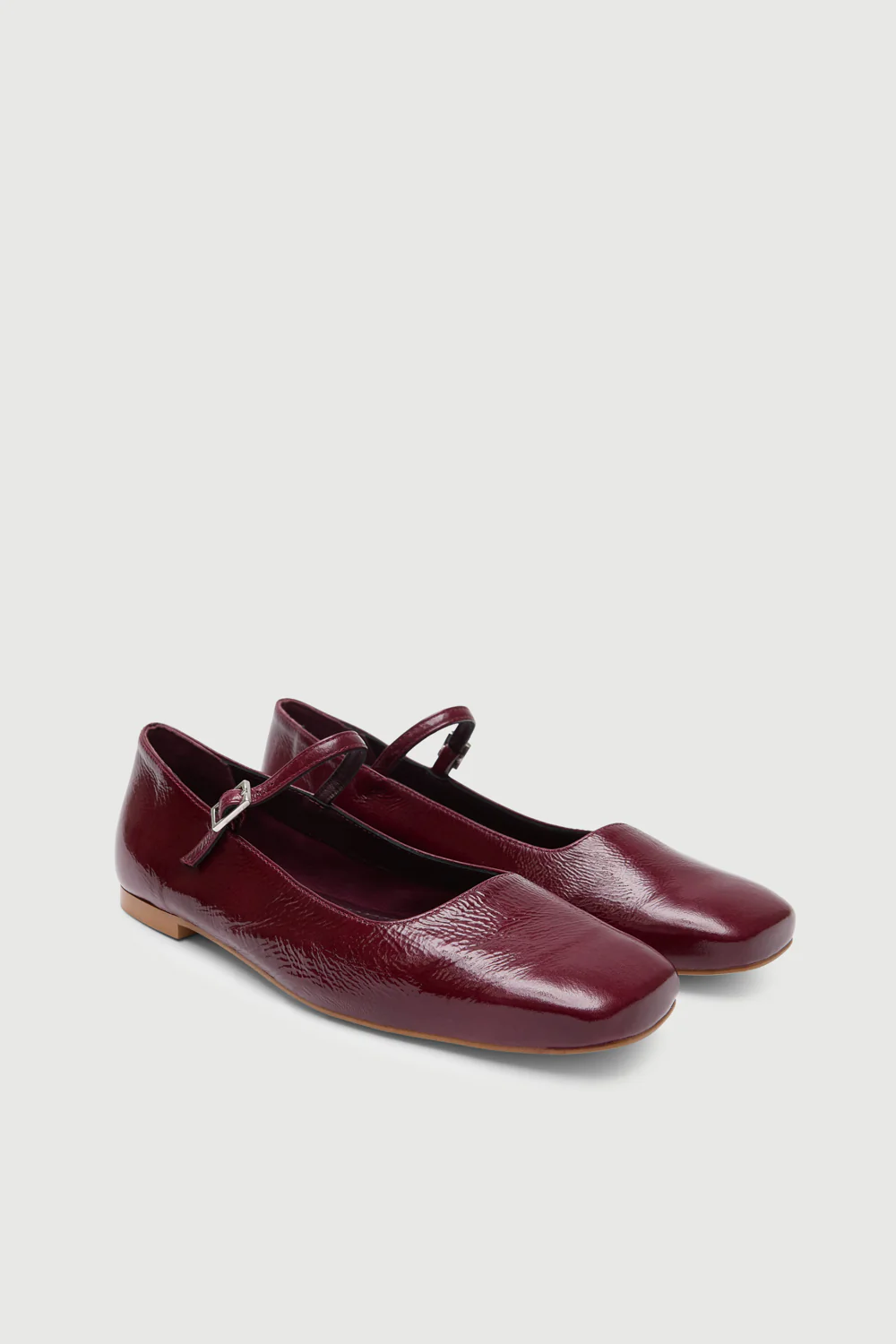 Julieta Mary Janes in Burgundy Patent Leather - Image 3