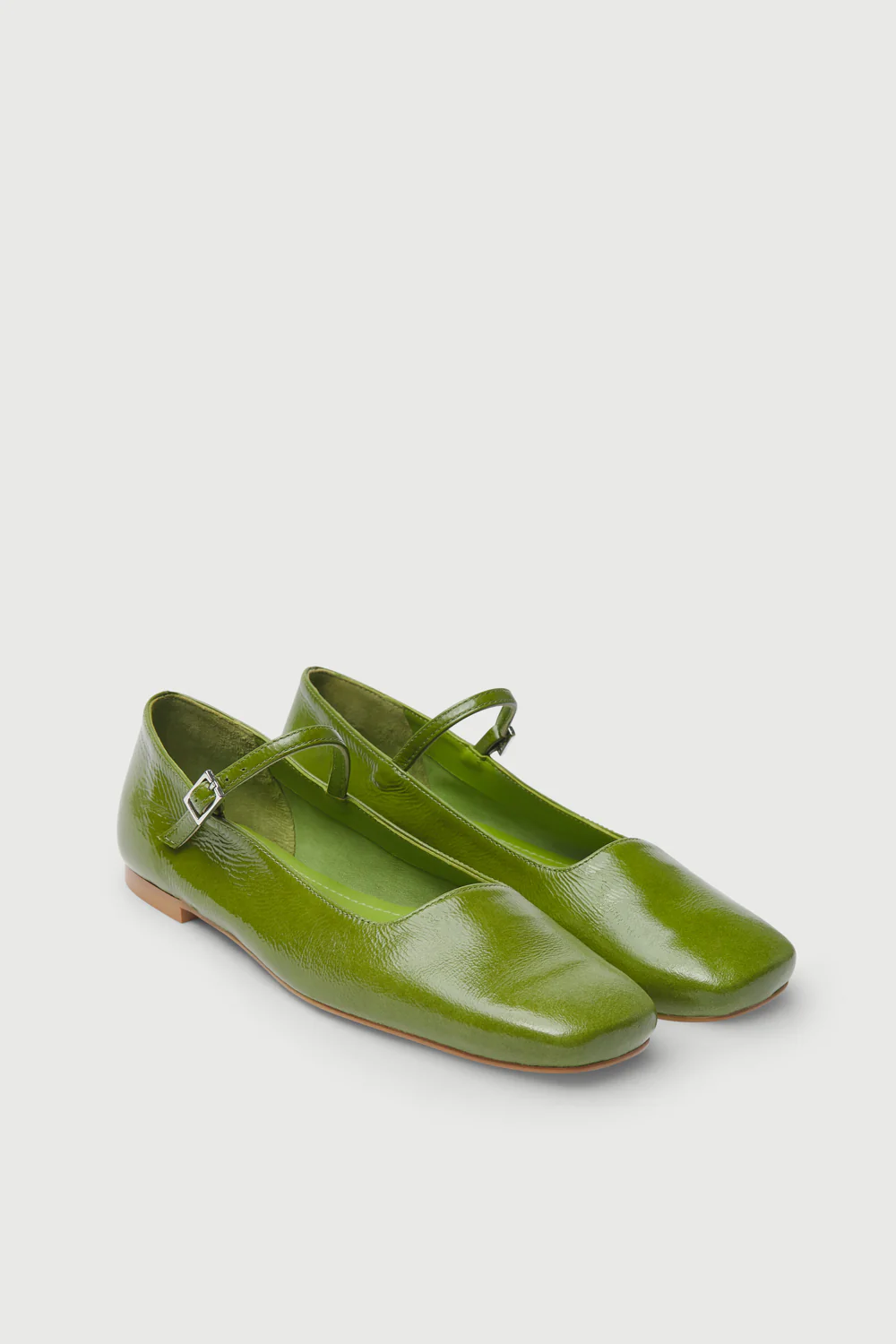 Julieta Mary Janes in Green Patent Leather - Image 3