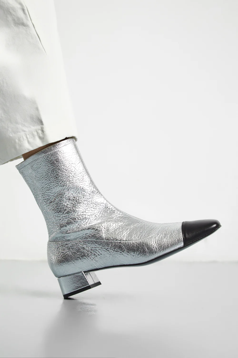 Laurie Ankle Boots in Silver Leather - Image 5