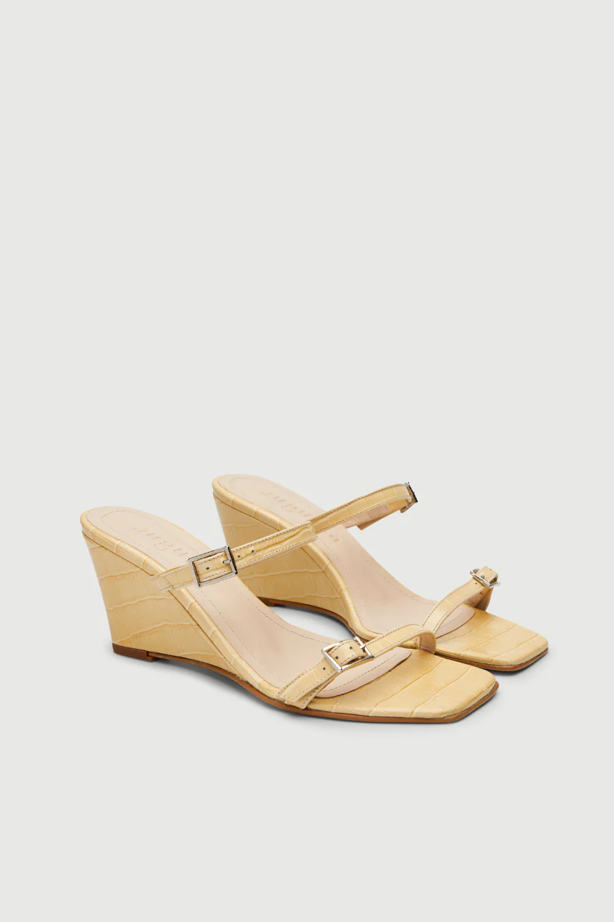 Olivia Sandals in Vanilla croc-effect Leather - Image 3