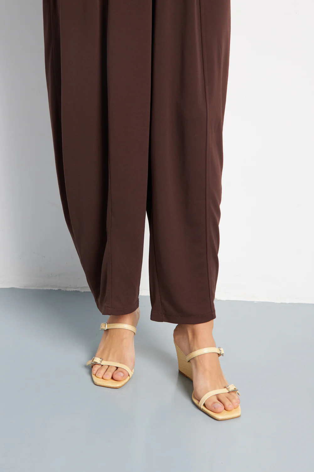 Olivia Sandals in Vanilla croc-effect Leather - Image 5
