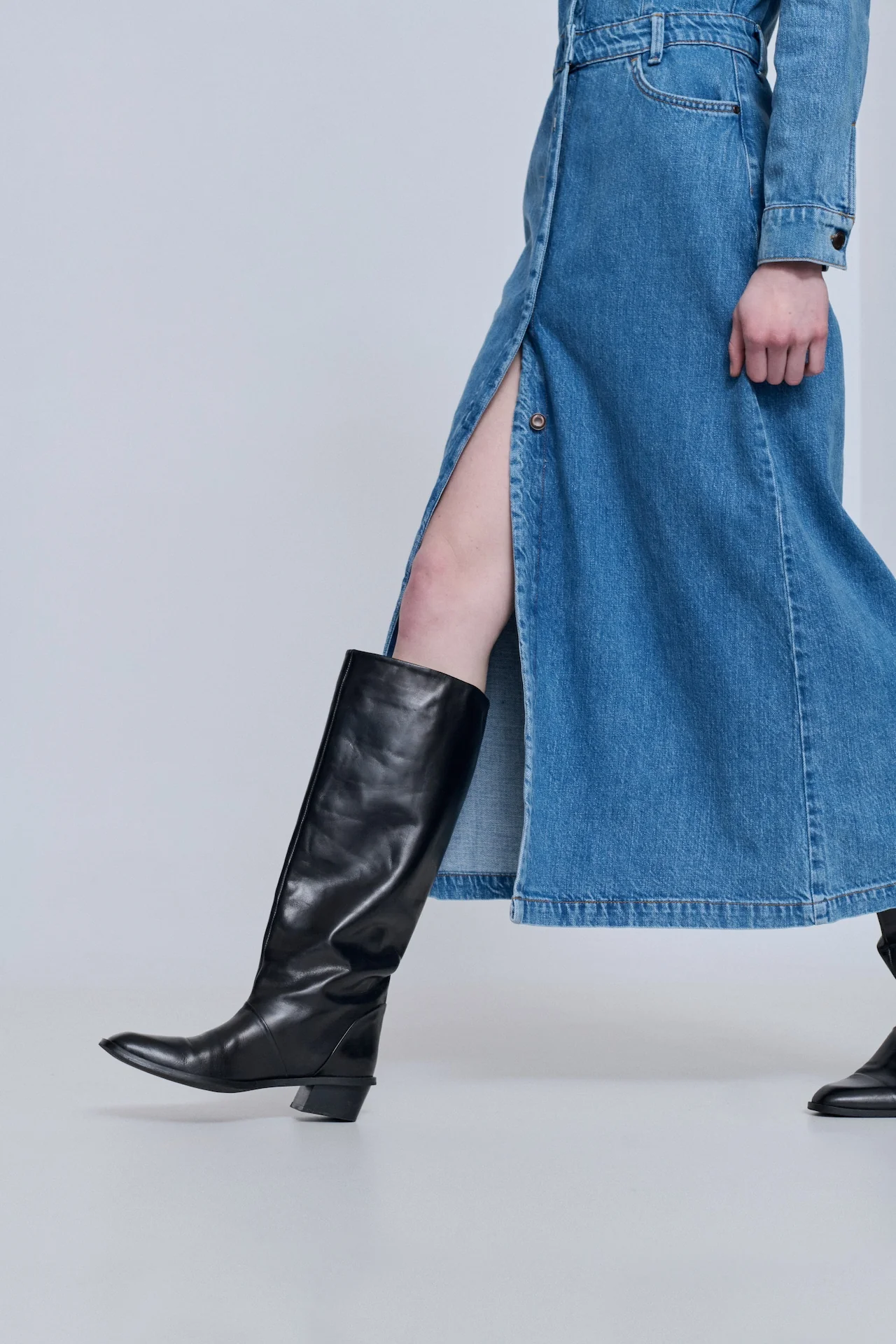 Sarah Boots in Black Leather - Image 6