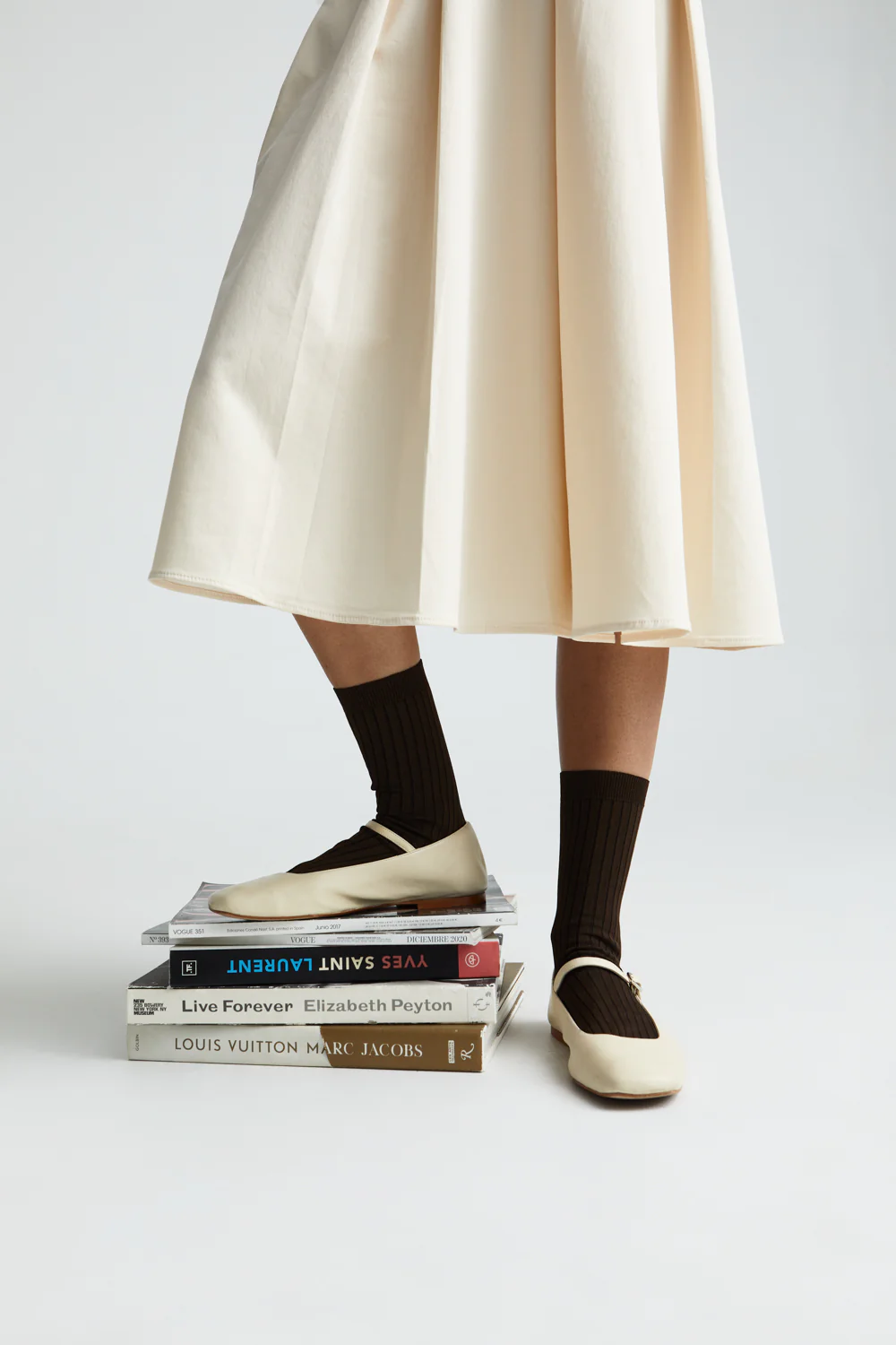 The Socks Brown - Image 5