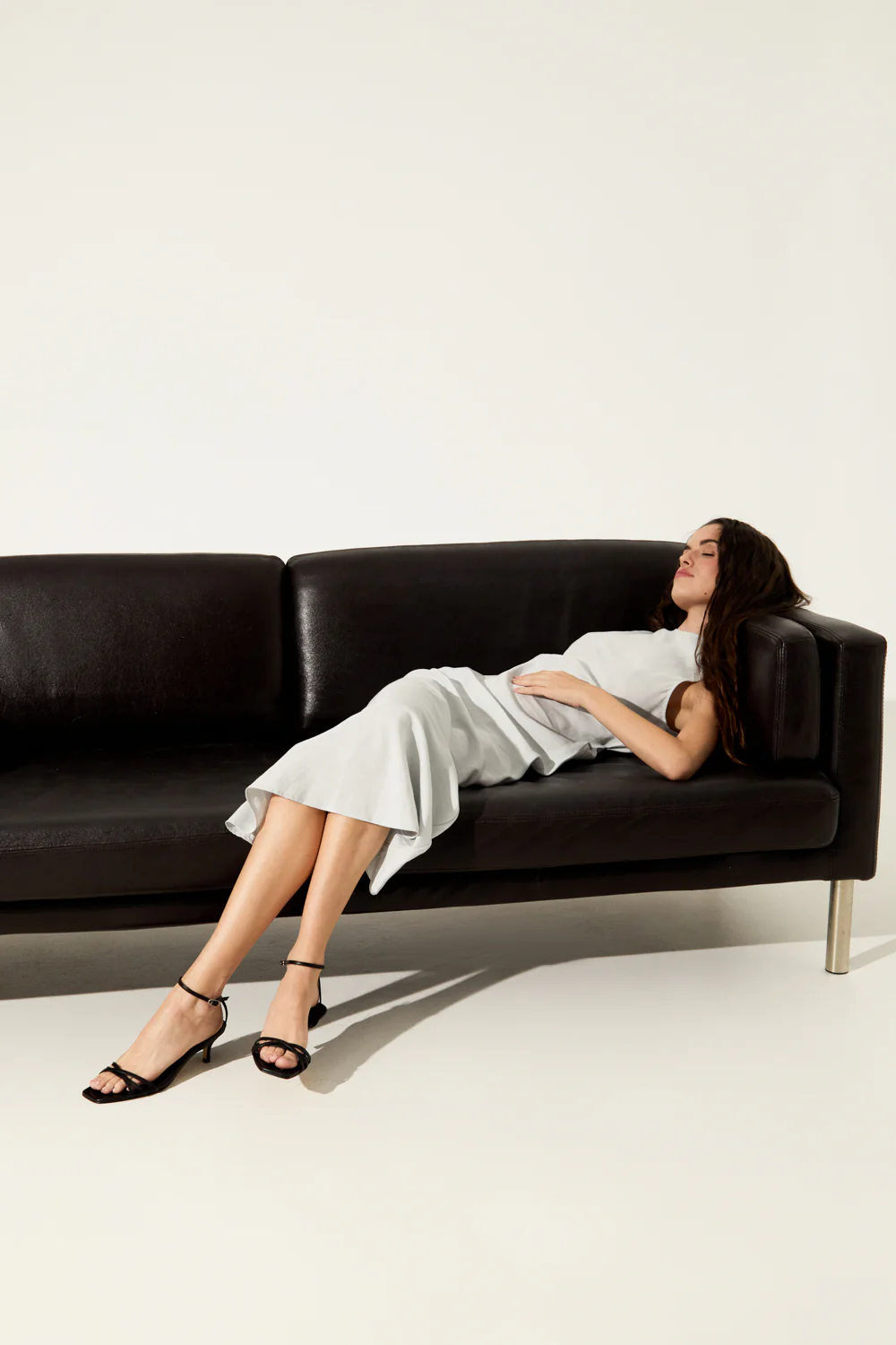 Uma Sandals in Black Leather - Image 6